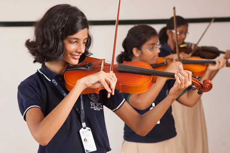 Violin Class Session
